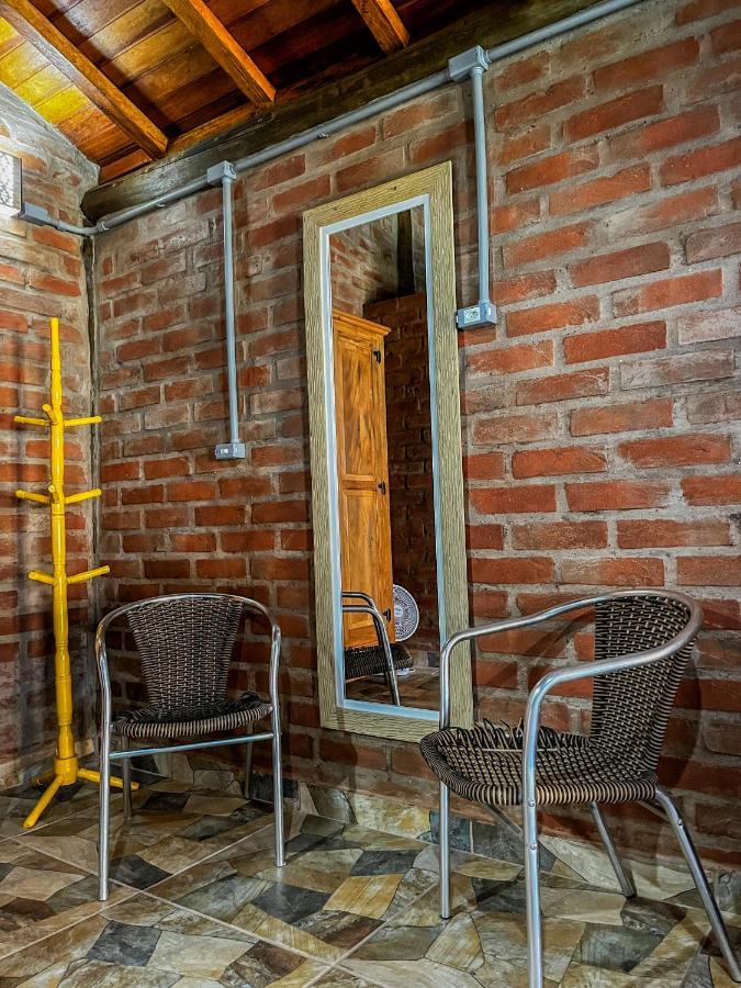 Pousada - Casa De Barro Санту-Антониу-ду-Пиньял Экстерьер фото